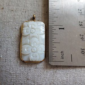 Sterling w gold wash Abalone carved floral pendant 1"